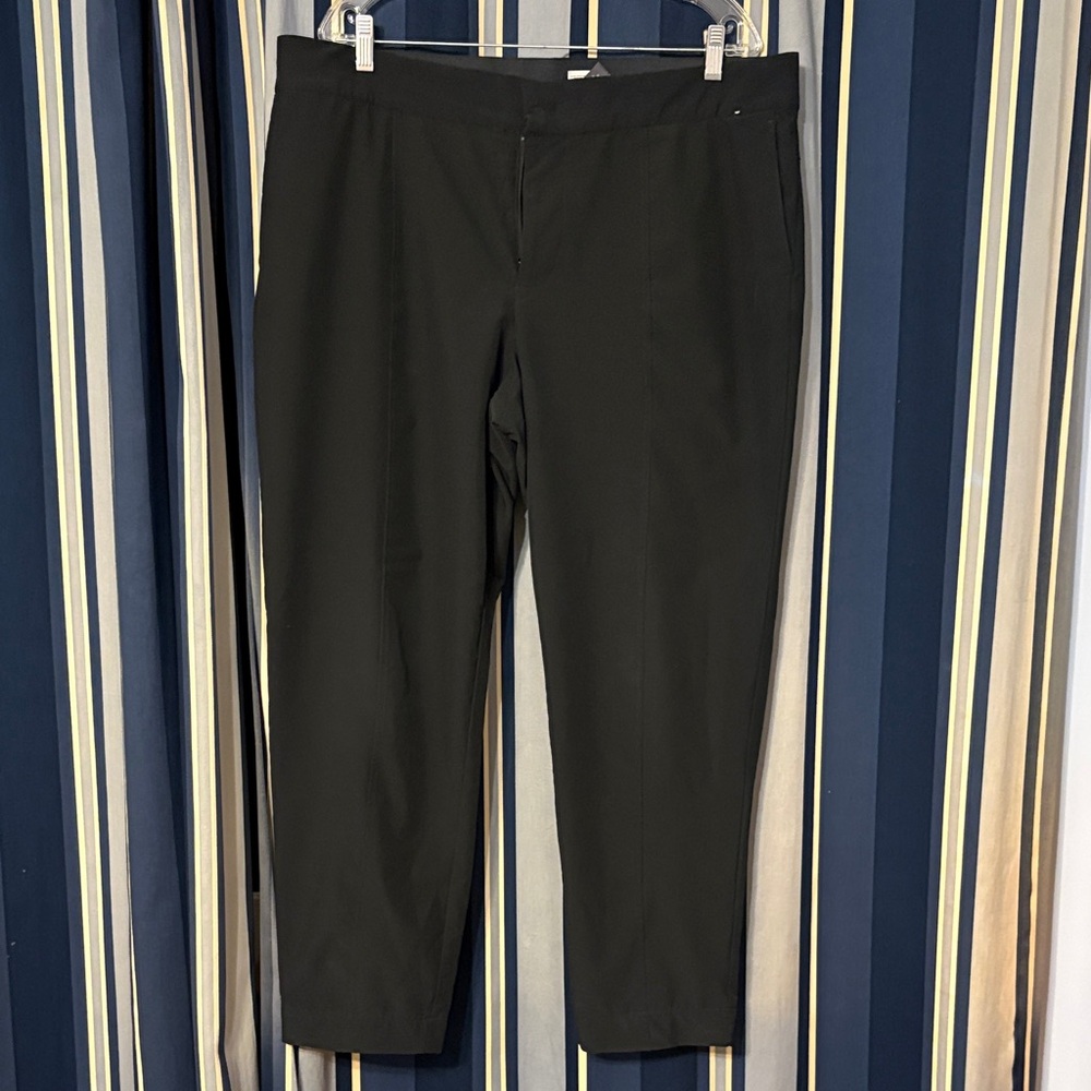 Mondetta black pants, size 16
